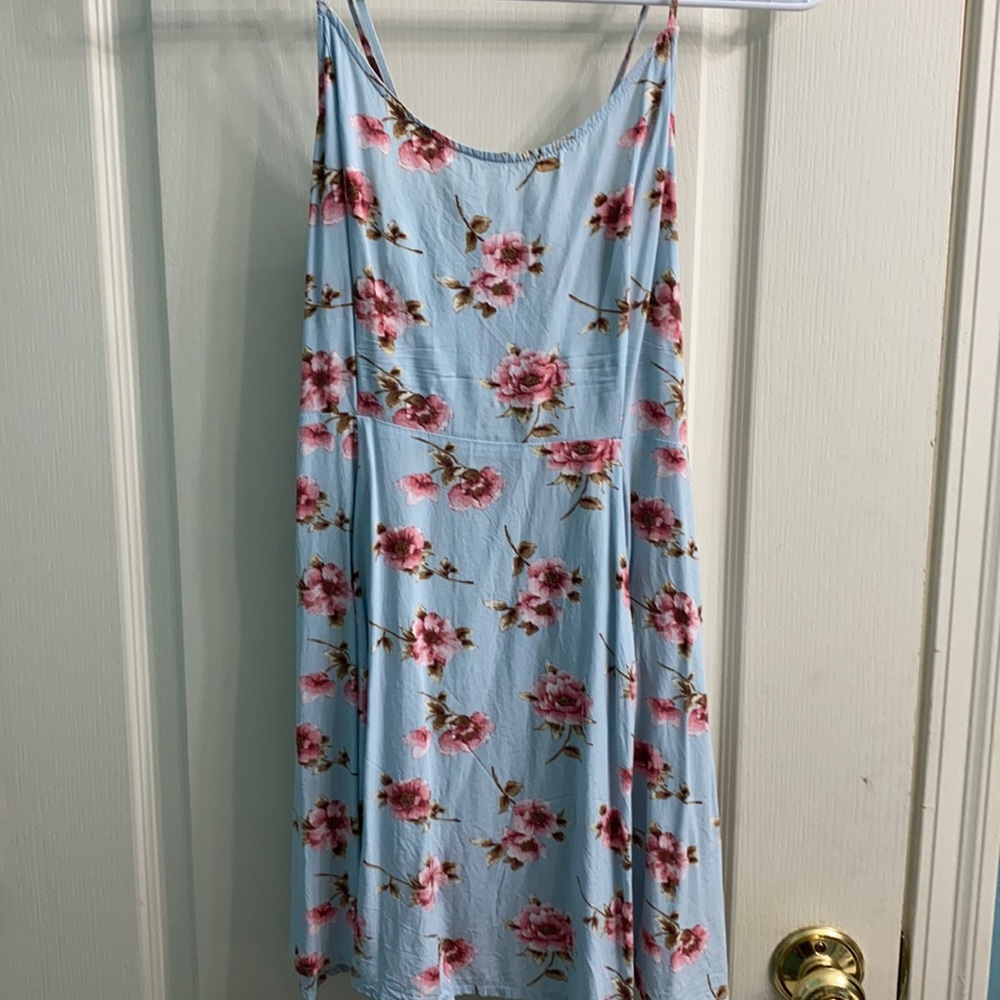 Floral sundress with lace up back